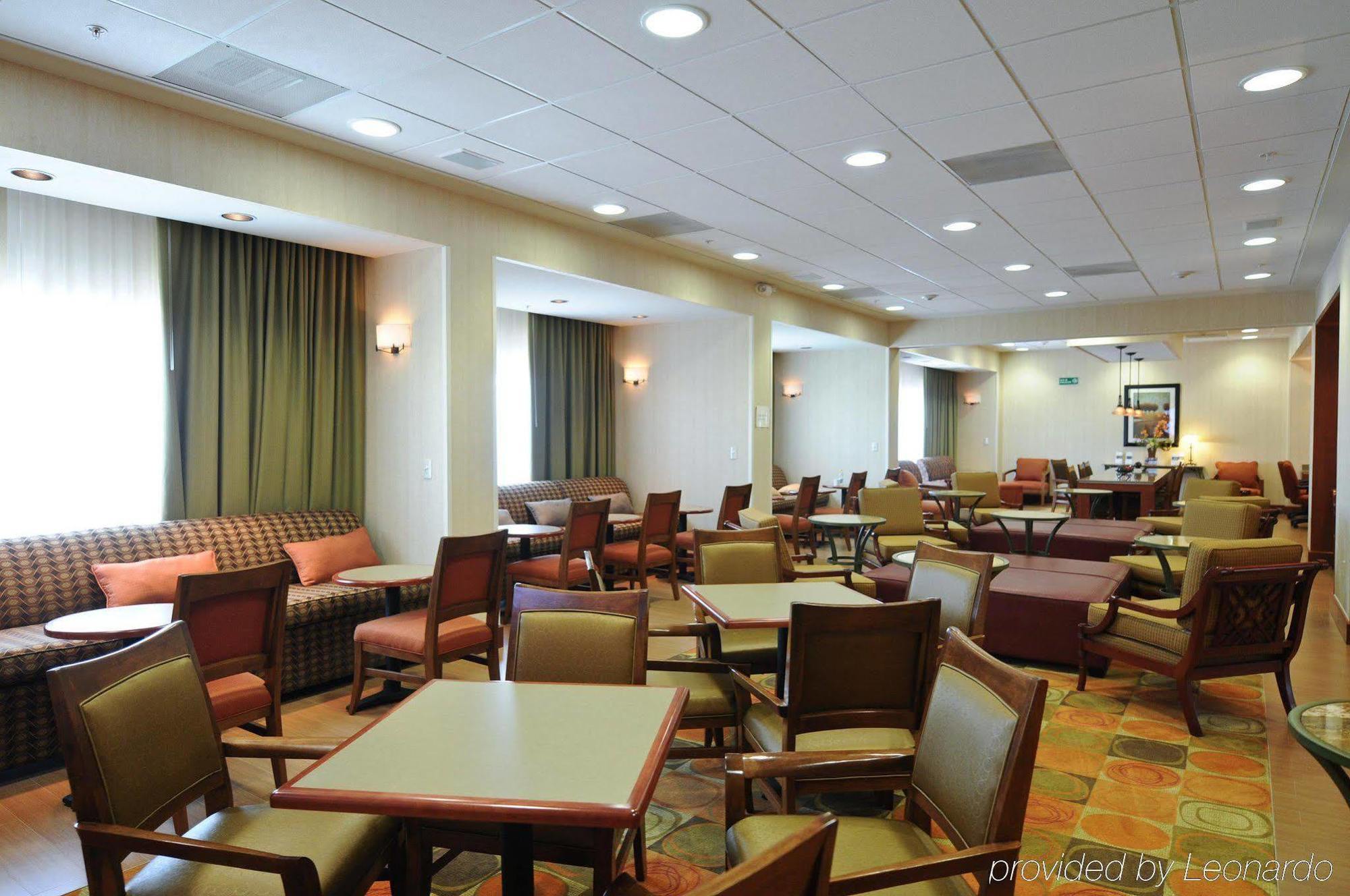 Hampton By Hilton Queretaro Tecnologico Hotel Restaurant photo